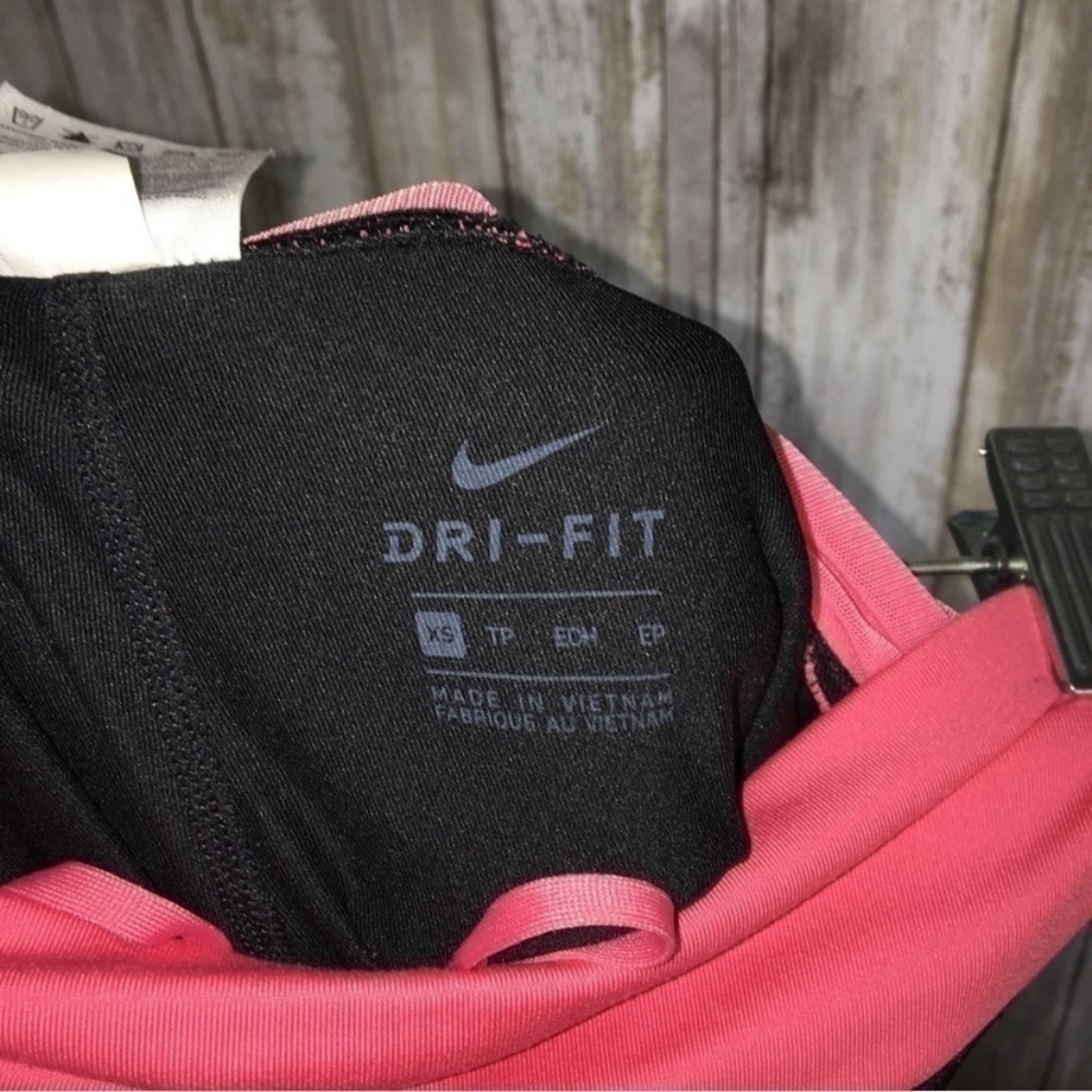 Nike Pink Banded Cropped Black Pants - Picture 5 of 5